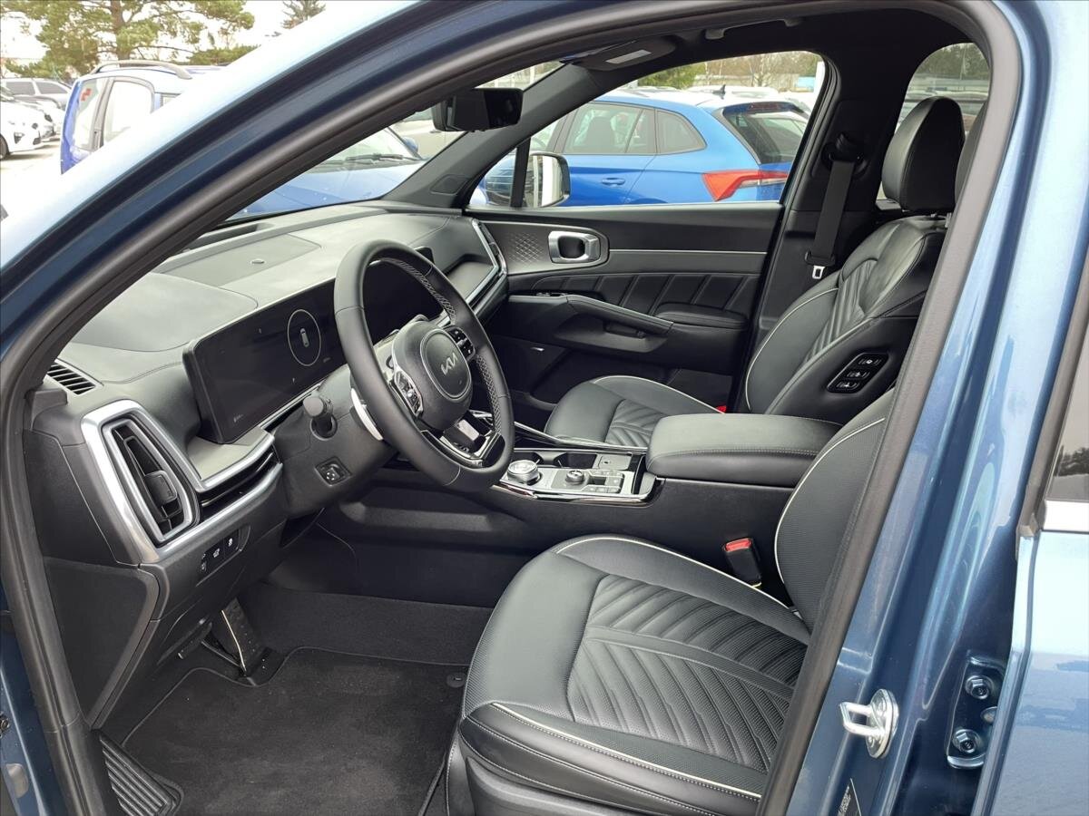 KIA Sorento SUV / Terénní 2,2 l 142 kw