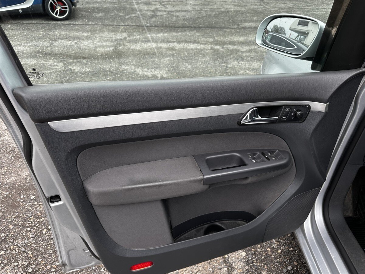 Volkswagen Touran MPV 2,0 l 110 kw