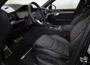 Volkswagen Touareg 12