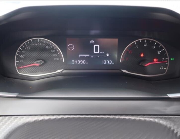 Peugeot 208 Hatchback 1,2 l 55 kw