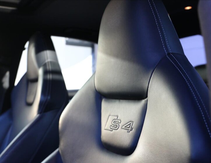 Audi S4 23