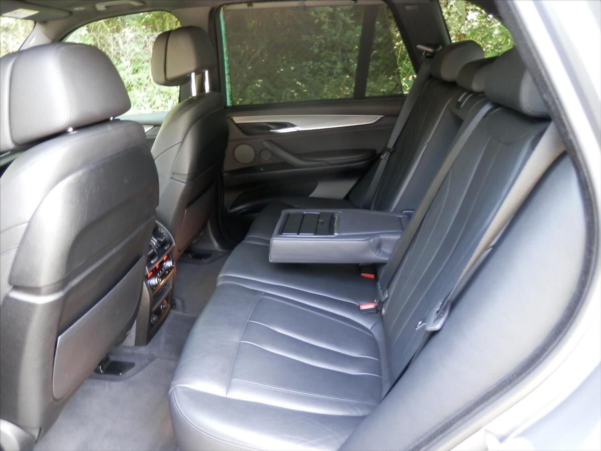 BMW X5 SUV 3,0 l 280 kw