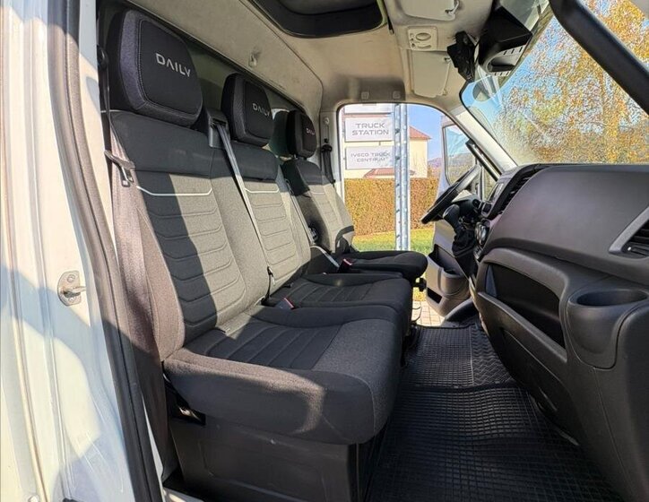 Iveco Daily 33