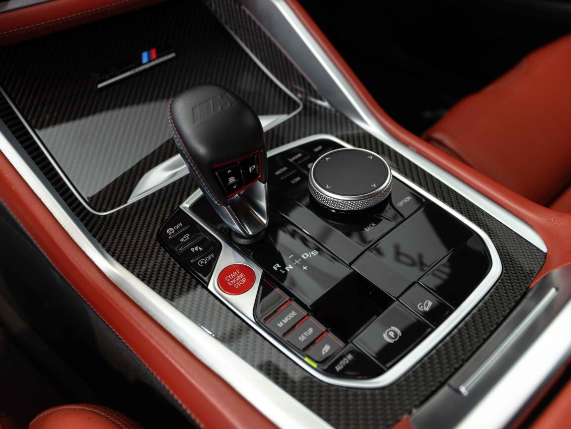 BMW X5 SUV / Terénní 4,4 l 441 kw