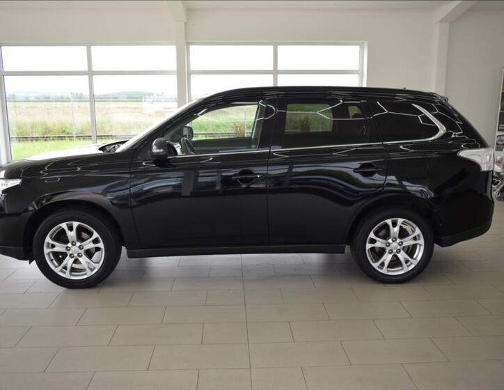 Mitsubishi Outlander 5