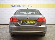 Volkswagen Jetta Sedan 1,2 l 77 kw