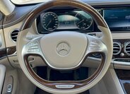 Mercedes-Benz Třídy S Sedan / Limuzína 6,0 l 390 kw