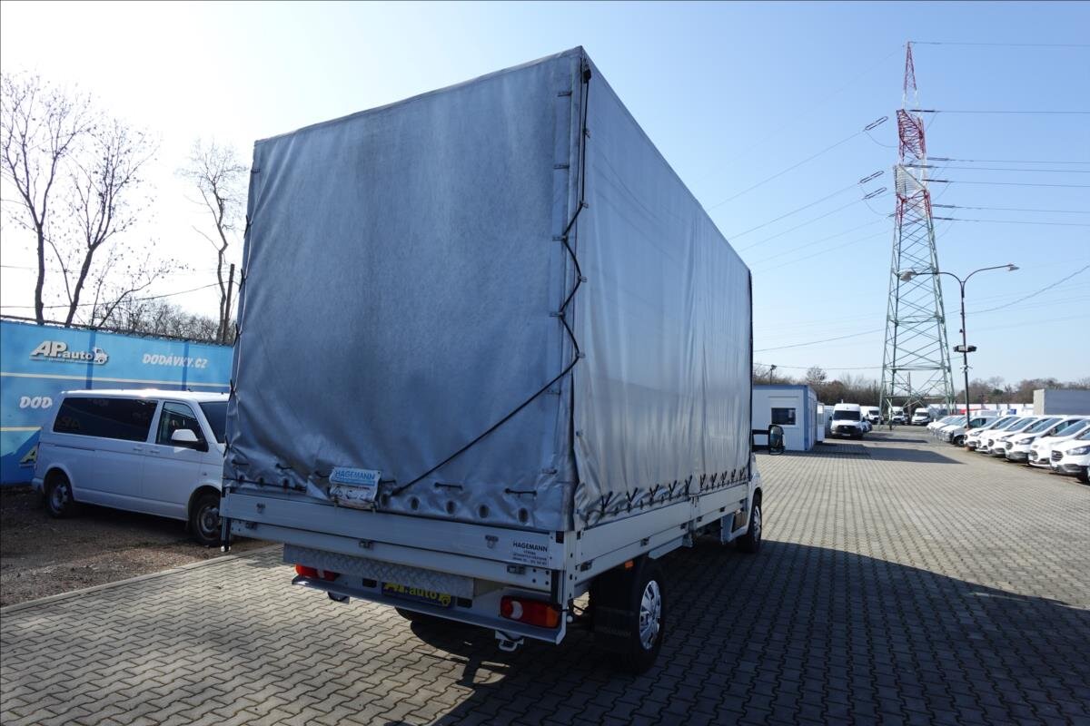 Peugeot Boxer Ostatní 2,2 l 121 kw