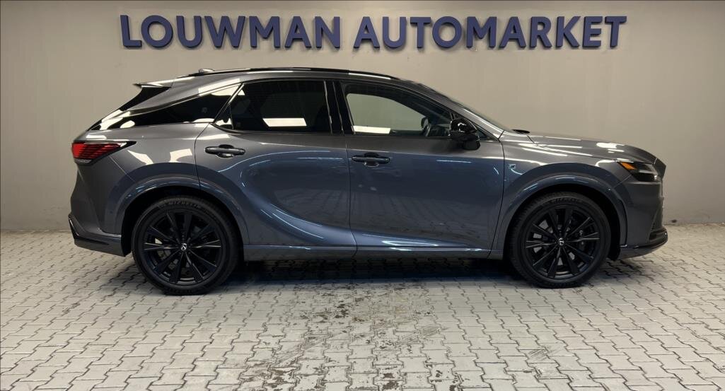 Lexus RX 500h SUV 2,4 l 273 kw