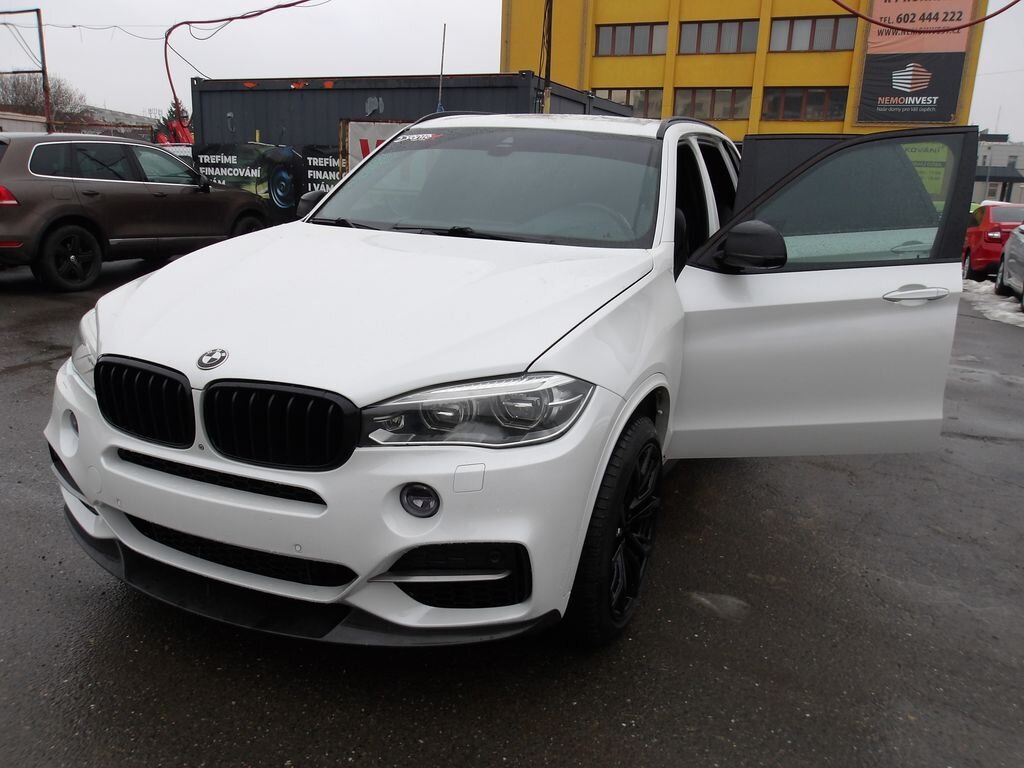 BMW X5 SUV 3,0 l 280 kw