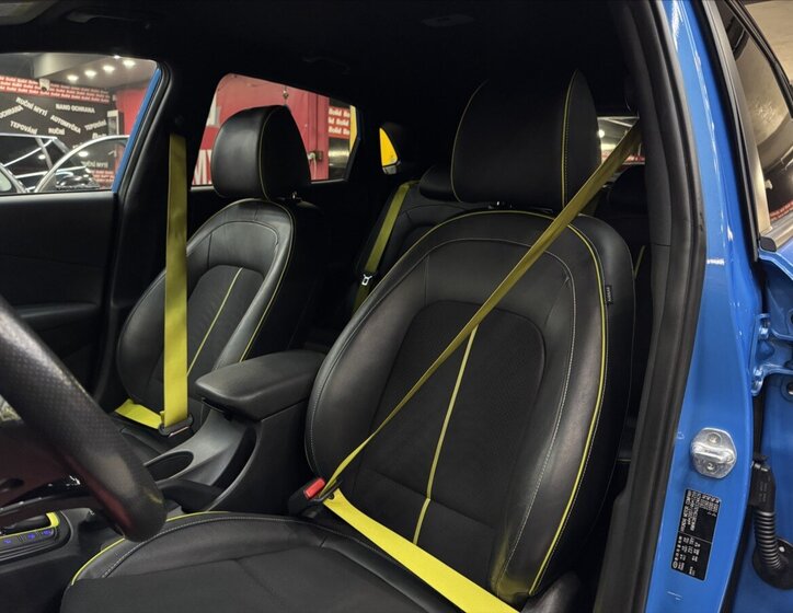 Hyundai Kona SUV / Terénní 1,6 l 130 kw