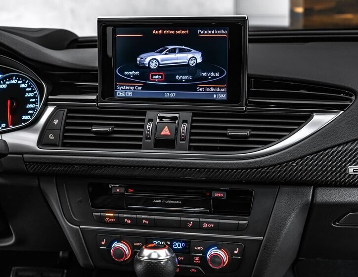 Audi RS7 Sedan / Limuzína 4,0 l 412 kw