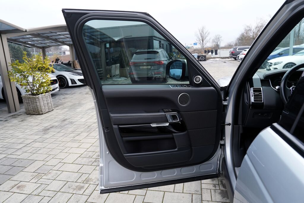 Land Rover Range Rover SUV 3,0 l 190 kw