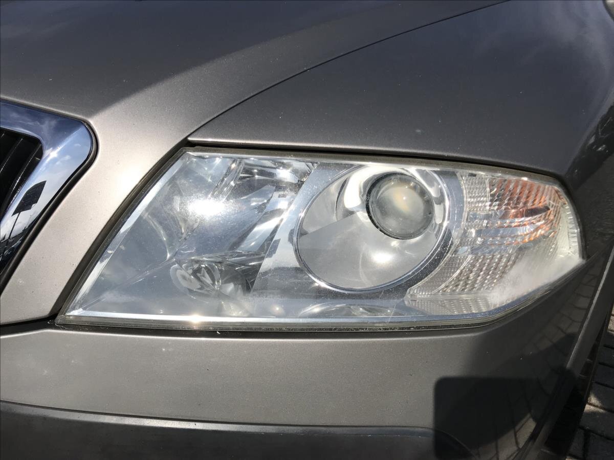 Škoda Octavia Kombi 2,0 l 103 kw