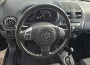 Suzuki SX4 11