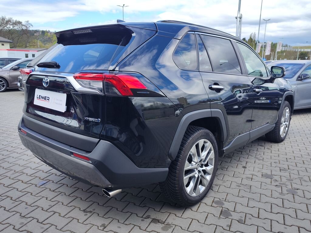 Toyota RAV4 SUV / Terénní 2,5 l 163 kw