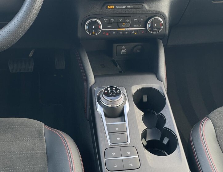 Ford Kuga SUV / Terénní 2,5 l 112 kw