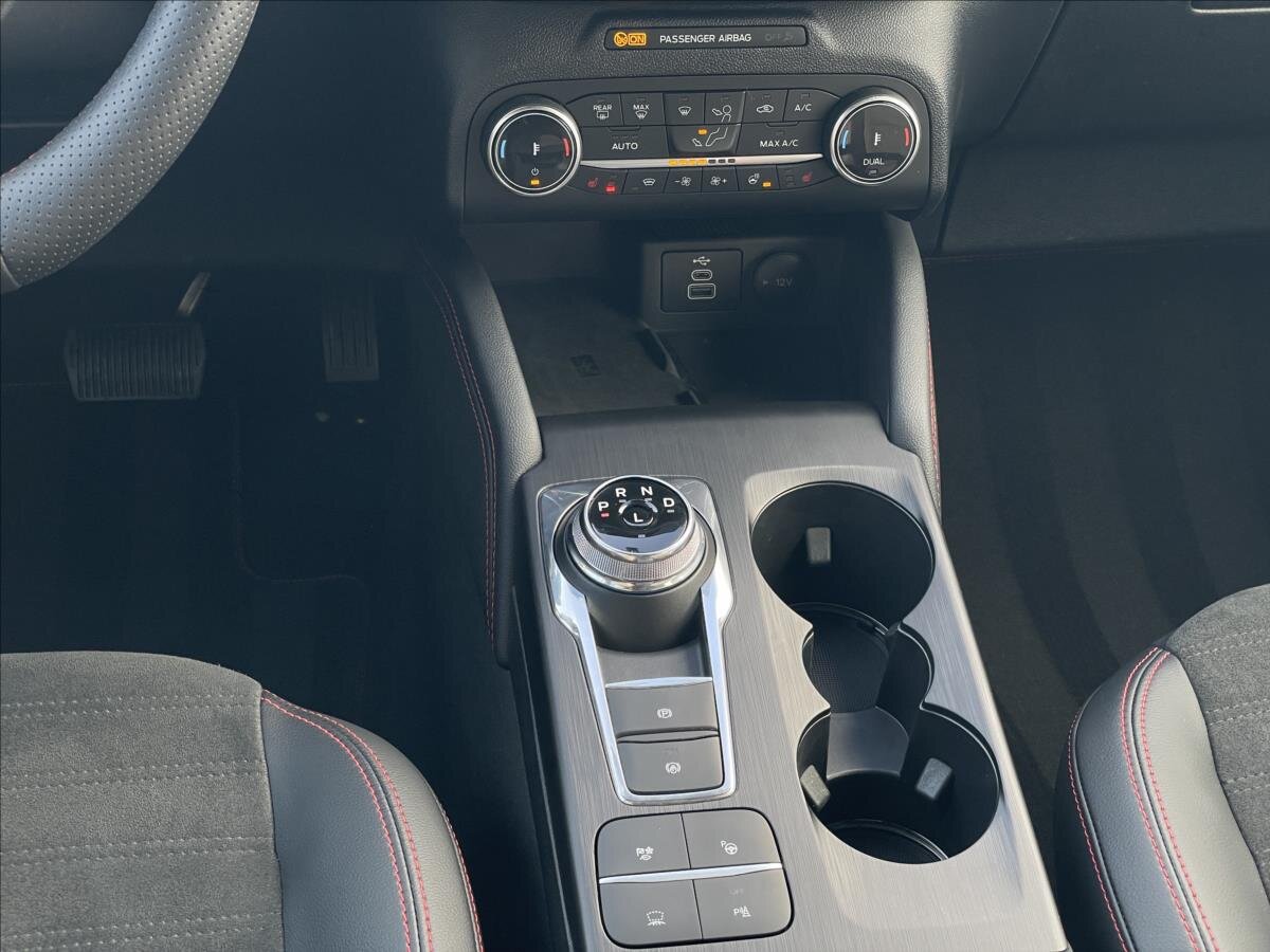 Ford Kuga SUV / Terénní 2,5 l 112 kw