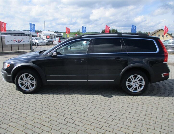 Volvo XC70 Kombi 2,4 l 133 kw