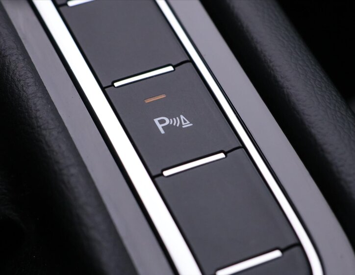 Volkswagen Passat Kombi 2,0 l 110 kw