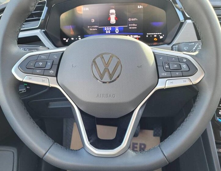 Volkswagen Touran MPV 1,5 l 110 kw