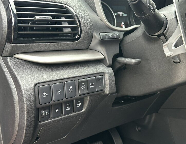 Mitsubishi Eclipse Cross Kombi 2,4 l 138 kw