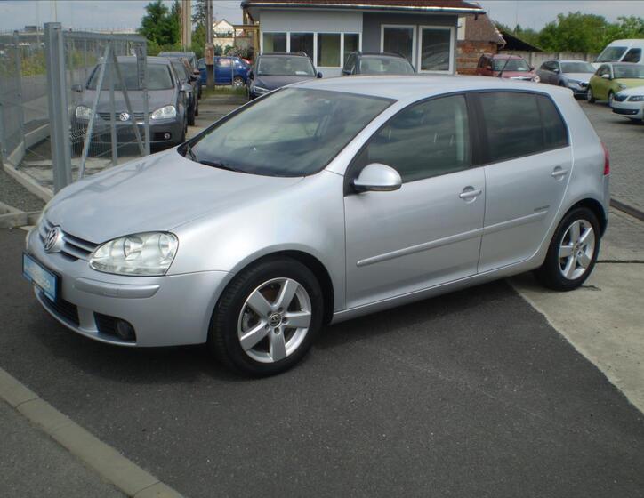Volkswagen Golf 2