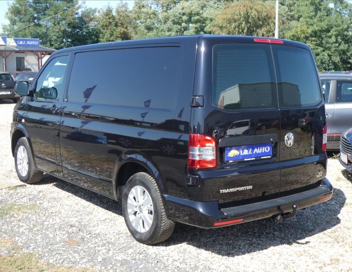 Volkswagen Transporter Skříň 2,0 l 103 kw