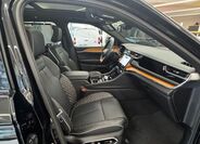 Jeep Grand Cherokee 25