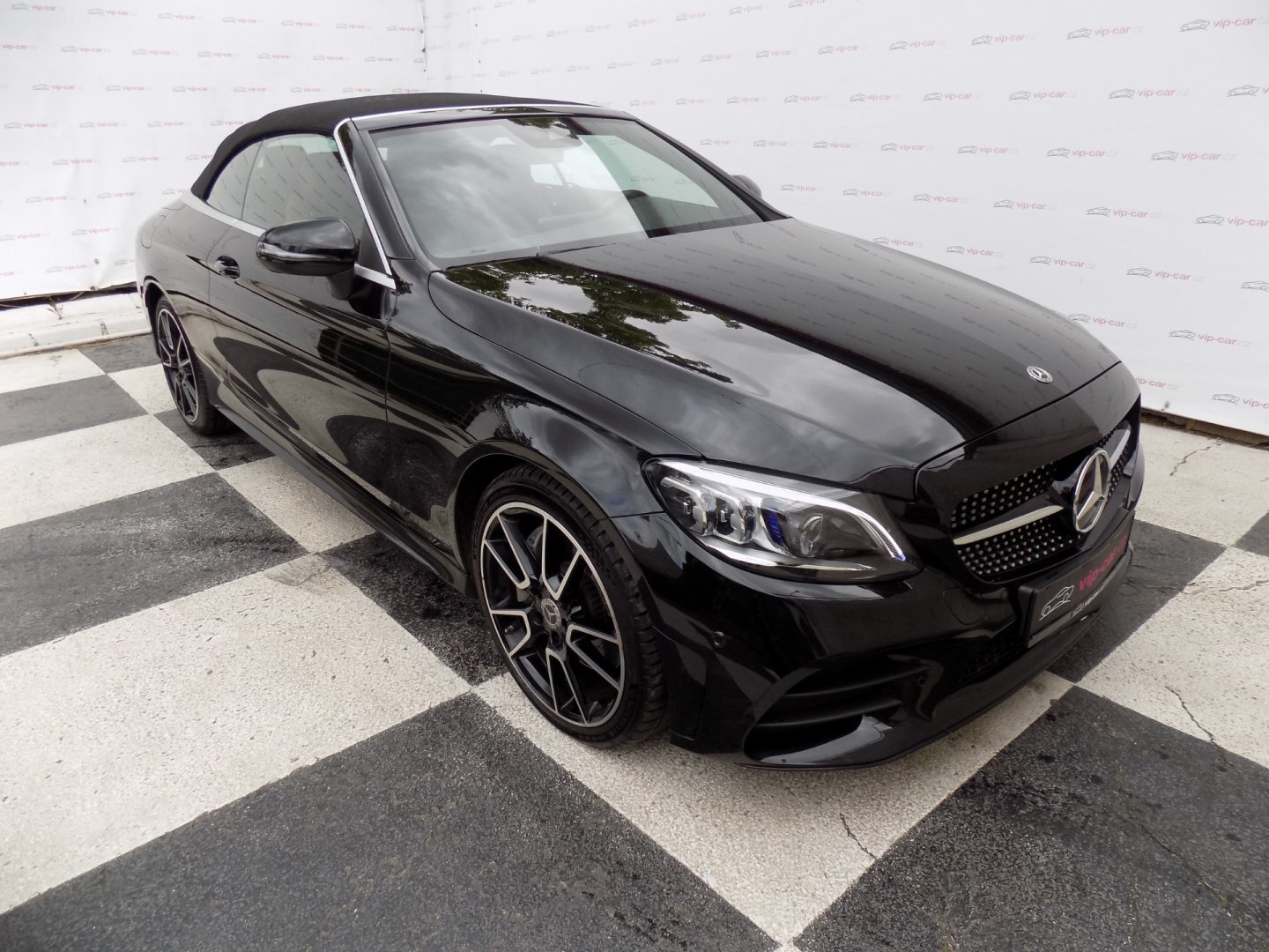Mercedes-Benz Třídy C Kabriolet 3,0 l 245 kw