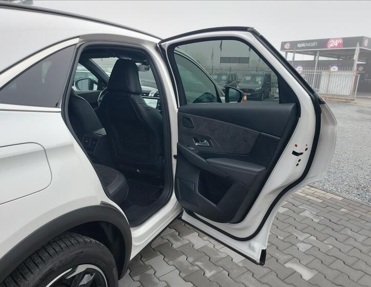 DS Automobiles DS7 Crossback 15