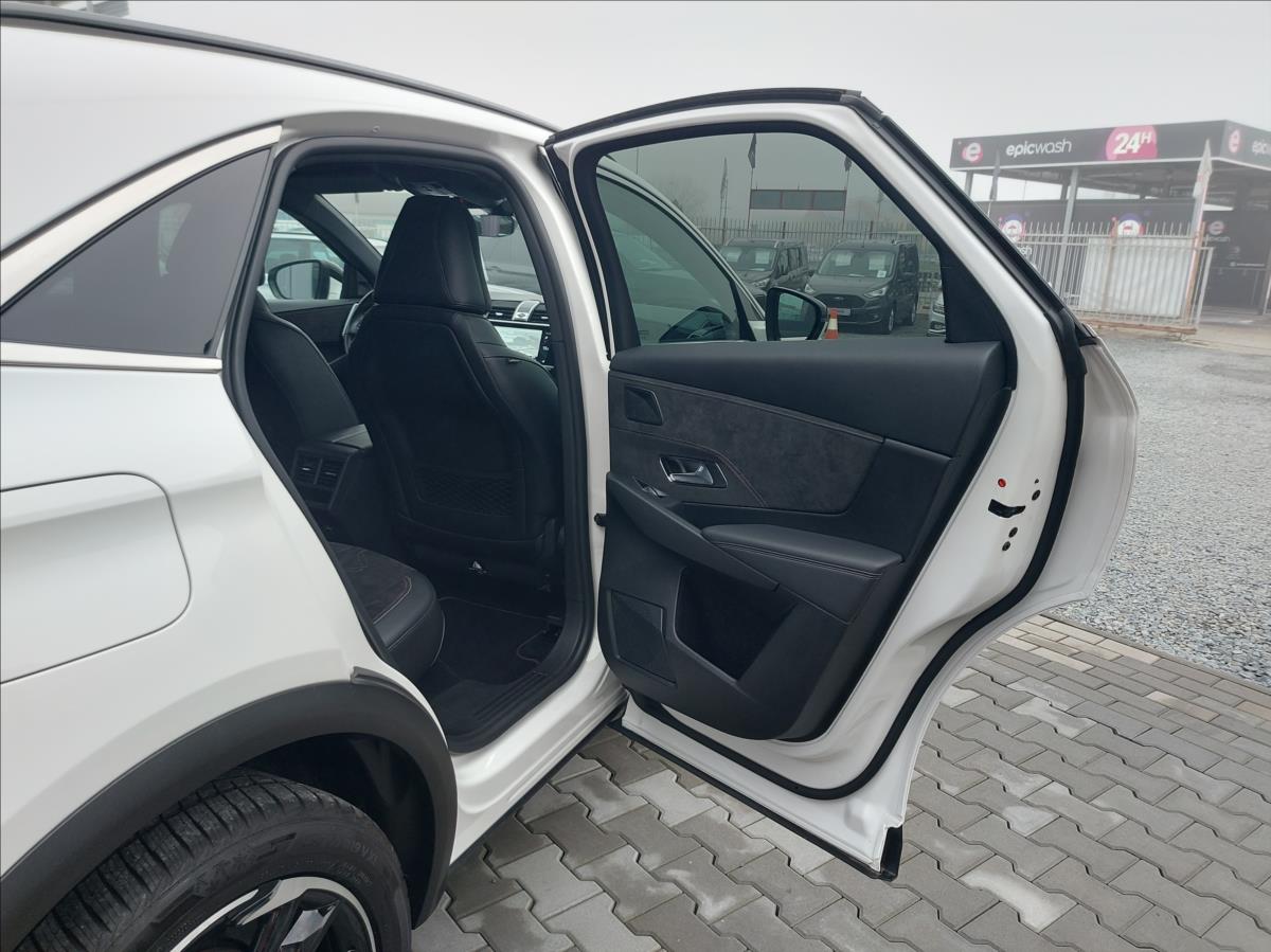 DS Automobiles DS7 Crossback