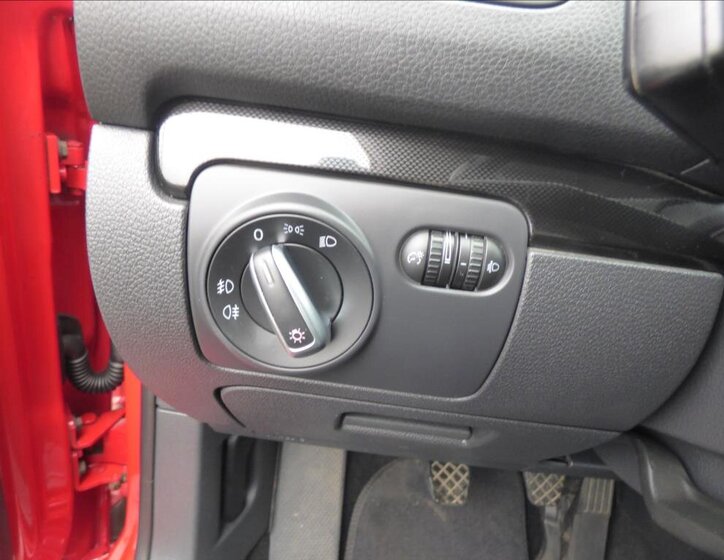 Volkswagen Golf Hatchback 1,4 l 59 kw