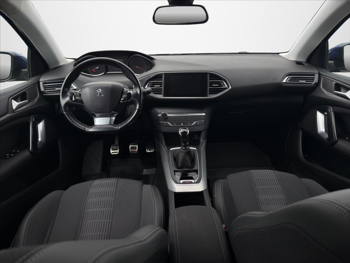 Peugeot 308 Kombi 1,2 l 96 kw