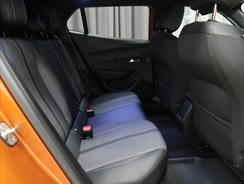 Peugeot 2008 Hatchback 1,2 l 96 kw