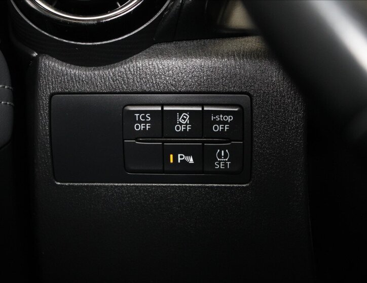 Mazda CX-3 SUV 2,0 l 110 kw