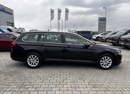 Volkswagen Passat Kombi 1,5 l 110 kw
