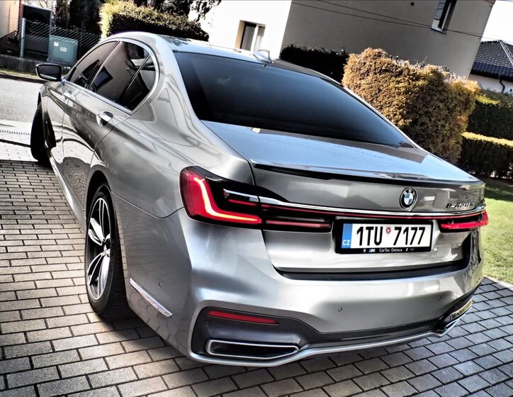 BMW Řada 7 Sedan / Limuzína 3,0 l 294 kw