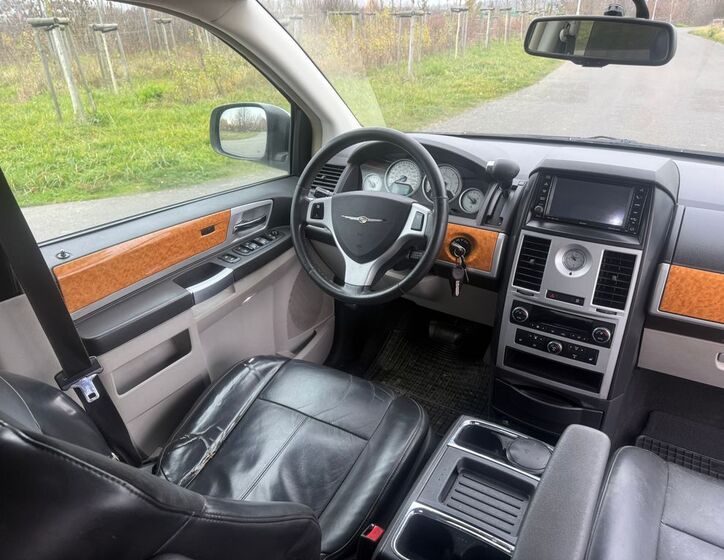 Chrysler Grand Voyager 14