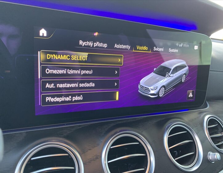 Mercedes-Benz Třídy E Kombi 2,0 l 143 kw