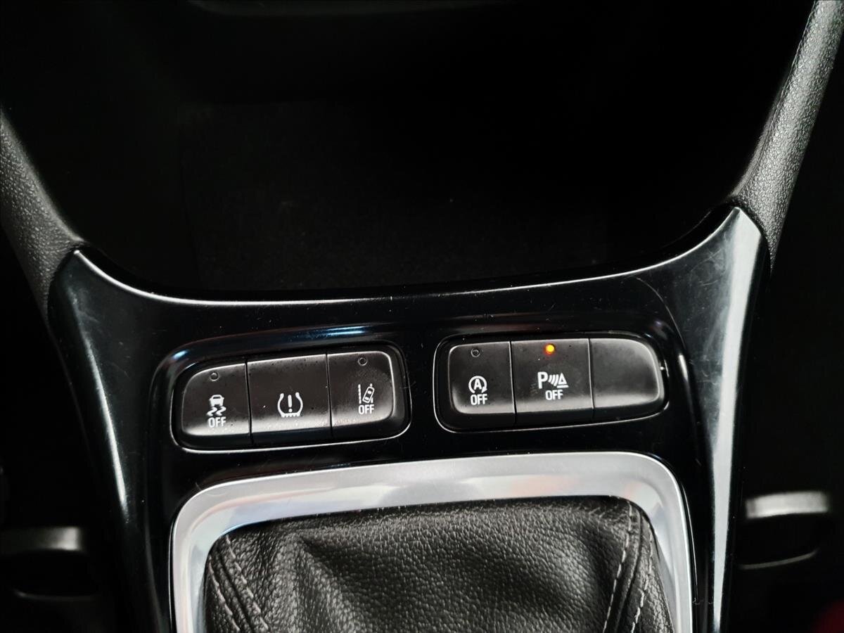 Opel Crossland X SUV / Terénní 1,5 l 75 kw