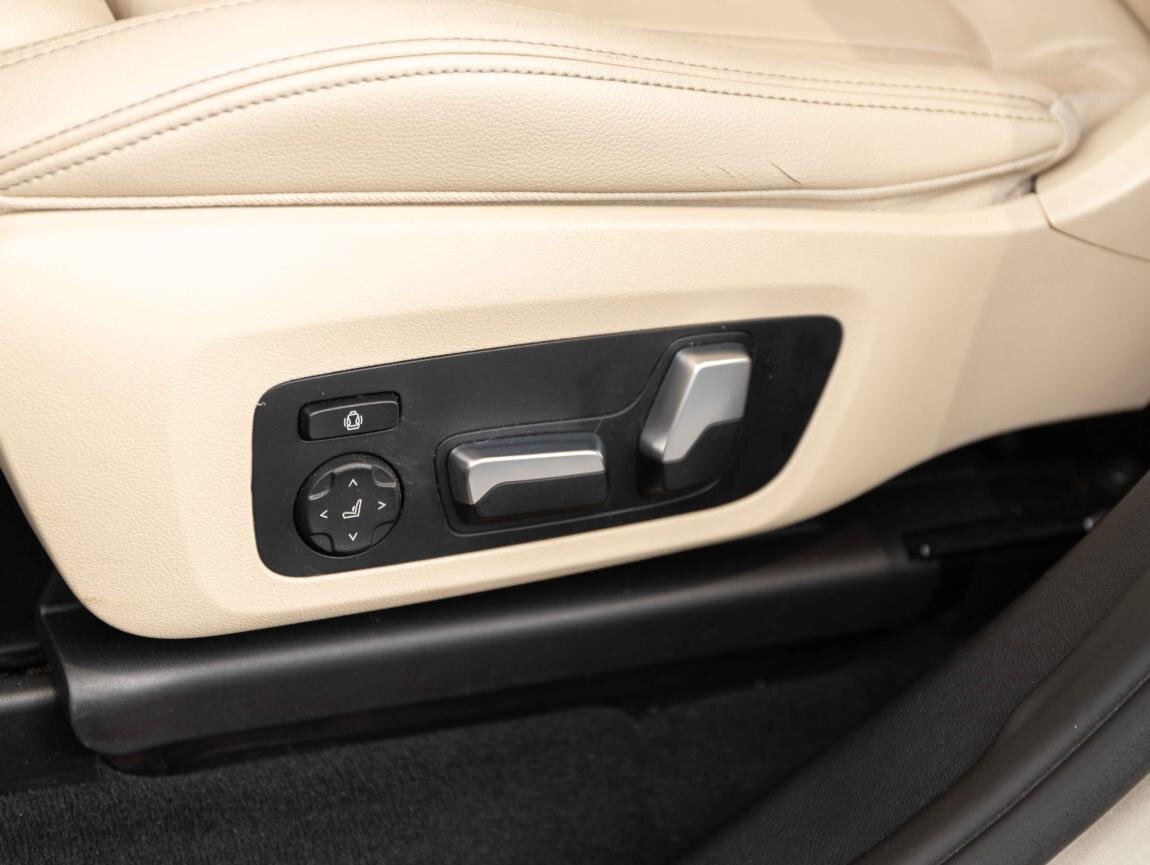 BMW X3 SUV / Terénní 3,0 l 195 kw