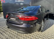 Jaguar XF Sedan / Limuzína 2,0 l 132 kw