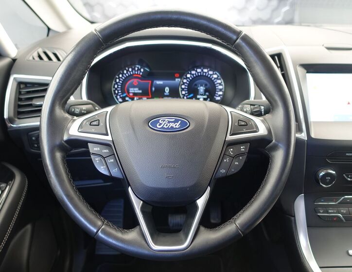 Ford S-MAX 10