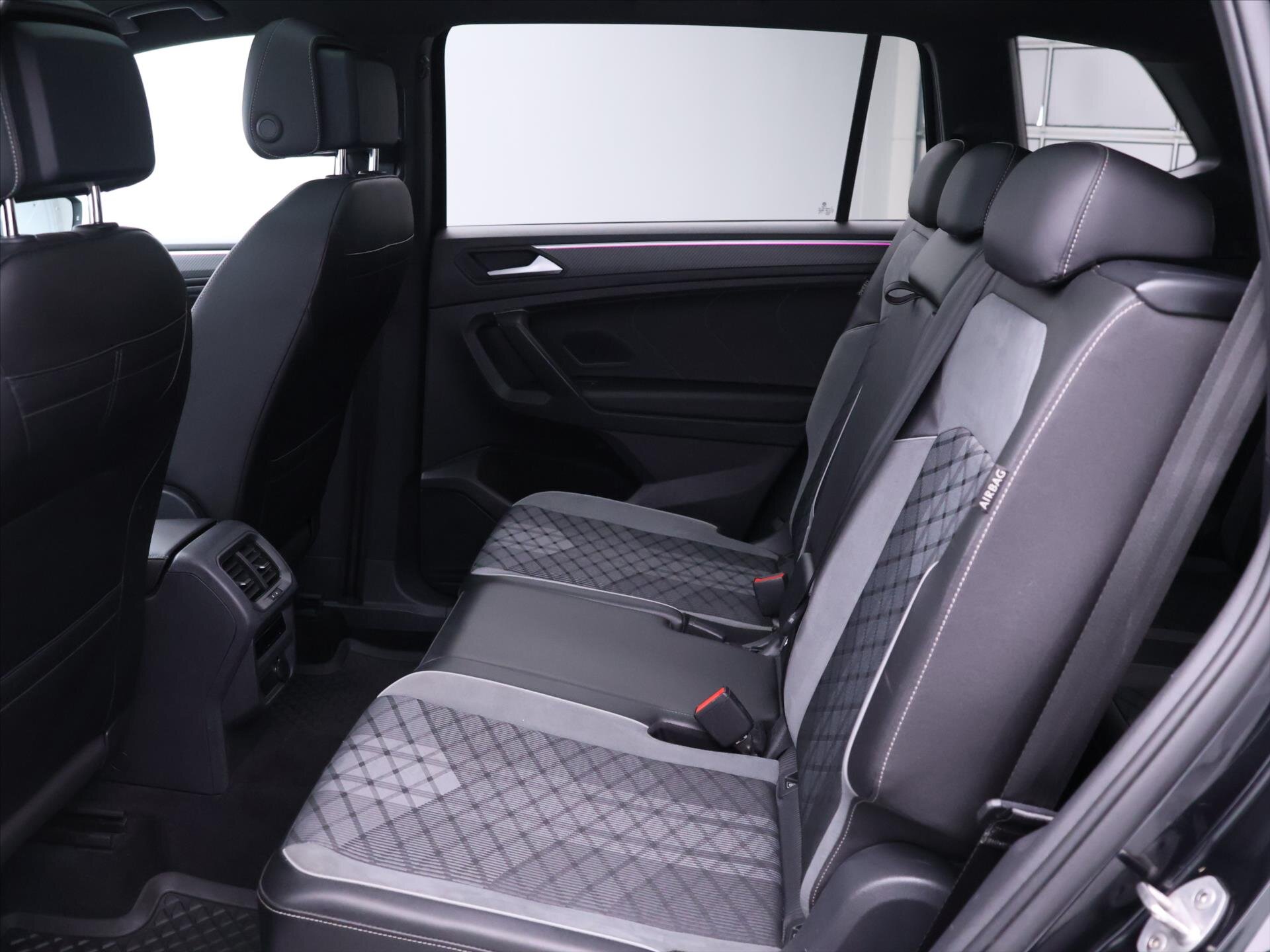 Volkswagen Tiguan Allspace SUV / Terénní 2,0 l 140 kw