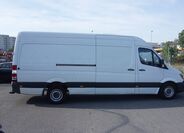 Mercedes-Benz Sprinter 11