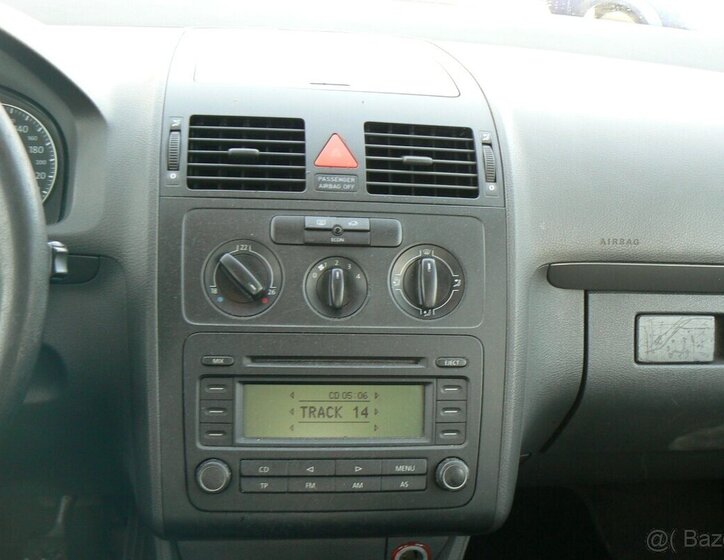 Volkswagen Touran 10