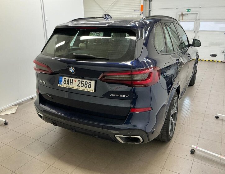 BMW X5 SUV 3,0 l 195 kw