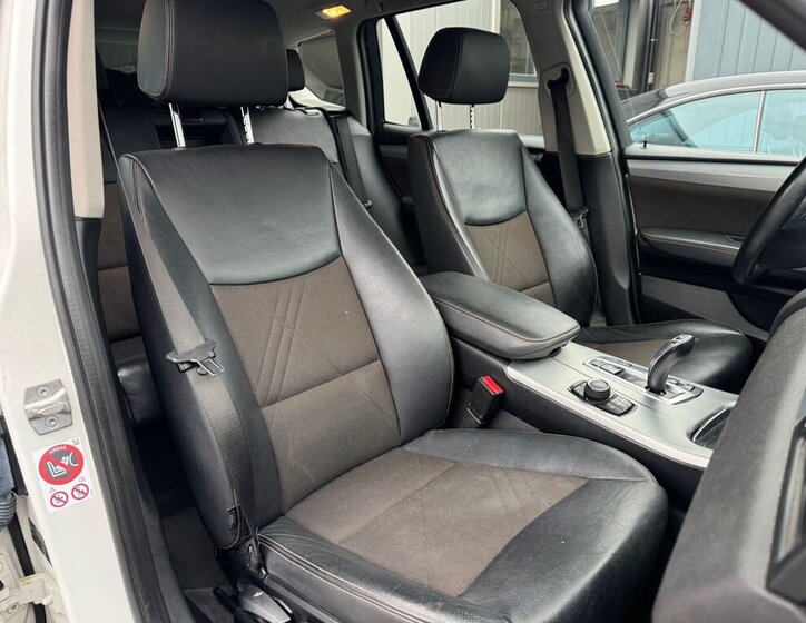 BMW X3 SUV 2,0 l 140 kw