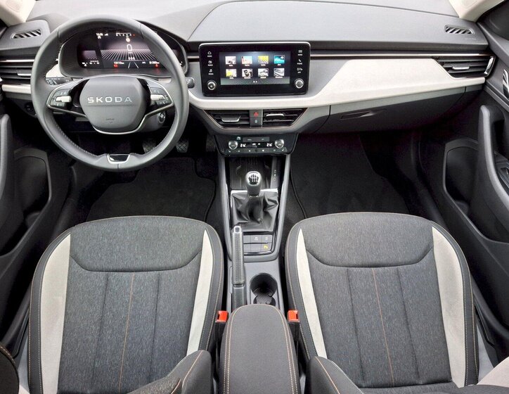 Škoda Kamiq SUV 999,0 85 kw